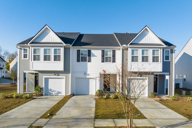 Chamberlain Pines in Summerville, SC - Foto de edificio - Building Photo