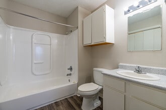 Caraway Commons in Jonesboro, AR - Building Photo - Interior Photo