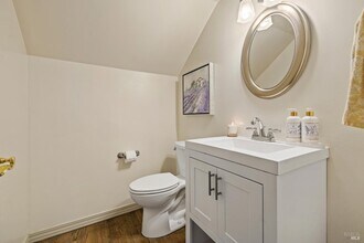 470 Eastin Dr in Sonoma, CA - Building Photo - Building Photo