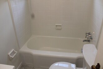 1448 Elmwood Ave, Unit A in Columbus, OH - Building Photo - Building Photo