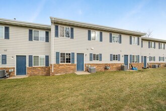 Eastpointe Townhomes in Sioux Falls, SD - Foto de edificio - Building Photo