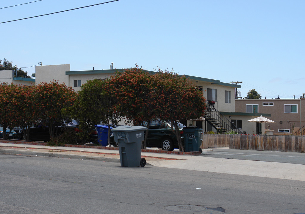 1484-1490 15th St in Imperial Beach, CA - Building Photo