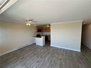 2037 S Coast Hwy, Unit 5 in Laguna Beach, CA - Building Photo - Building Photo