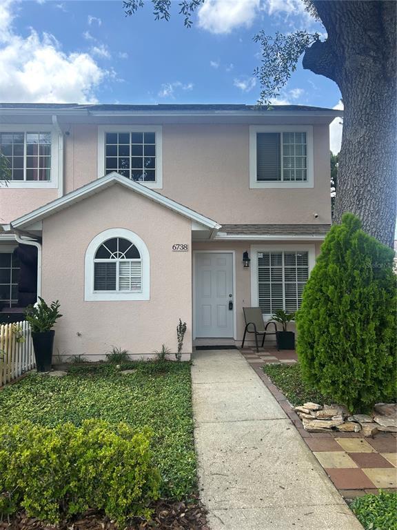 property at 6738 Magnolia Pointe Cir