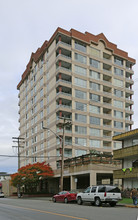 Gordon Towers in Maple Ridge, BC - Building Photo - Building Photo