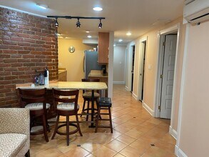 3319 16th St NW, Unit 0 in Washington, DC - Foto de edificio - Building Photo