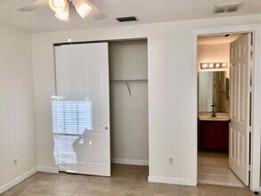 609 Amador Ln in West Palm Beach, FL - Building Photo - Building Photo
