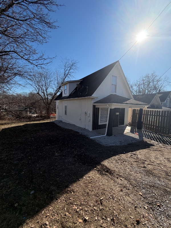 2451 Chelsea Ave in Kansas City, MO - Foto de edificio - Building Photo