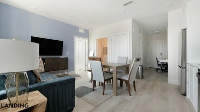 2005 11th St NW, Unit 405 in Washington, DC - Building Photo - Building Photo