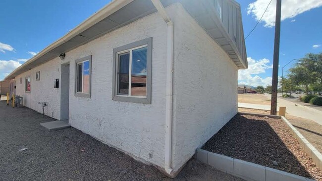 421 N Central Ave in Avondale, AZ - Building Photo - Building Photo