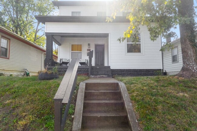 622 E 9th St in Jeffersonville, IN - Building Photo - Building Photo
