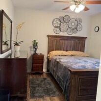 698 Country Oak Rd, Unit San Dimas Room in San Dimas, CA - Building Photo