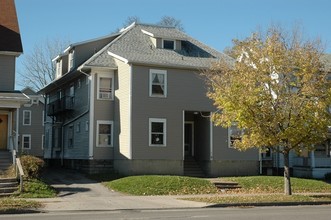 431 Lake Ave in Rochester, NY - Building Photo - Building Photo