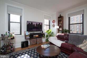 250 S 17th St-Unit -1401 in Philadelphia, PA - Foto de edificio - Building Photo