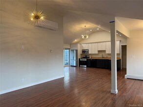 14 Brookside Rd in Monroe, NY - Building Photo - Building Photo