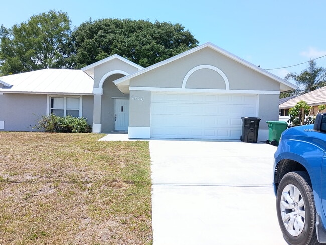 property at 2848 SE Eagle Dr