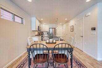 5813 Boston St in Denver, CO - Building Photo - Building Photo