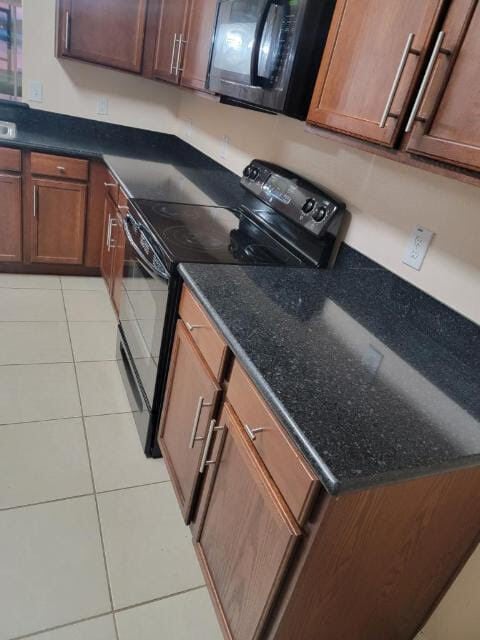 3909 Flowering Orchid Ln in Kissimmee, FL - Building Photo - Building Photo