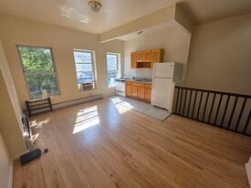 317 E 169th St, Unit 2 in Bronx, NY - Building Photo