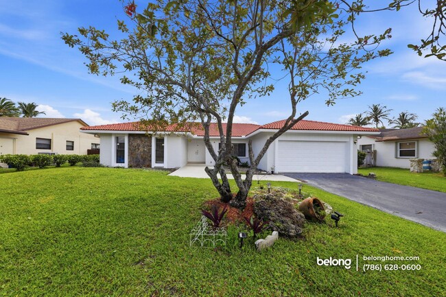 9460 NW 16th St in Plantation, FL - Foto de edificio - Building Photo