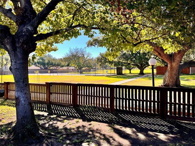 15621 Terrace Lawn Cir in Dallas, TX - Building Photo - Building Photo
