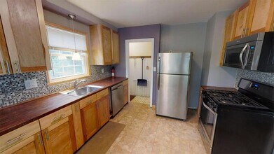 3110 Dexter Rd in Ann Arbor, MI - Building Photo - Building Photo