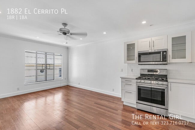 1882 El Cerrito Pl in Los Angeles, CA - Building Photo - Building Photo