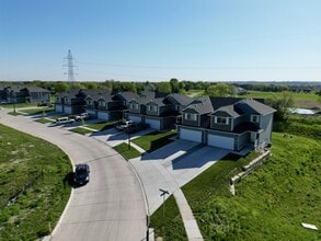 1230 Cedar Cv Rd in Lincoln, NE - Building Photo - Building Photo