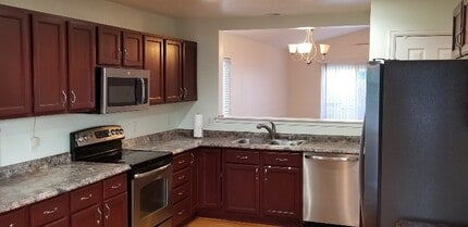 18958 E Ithaca Dr in Aurora, CO - Building Photo - Building Photo