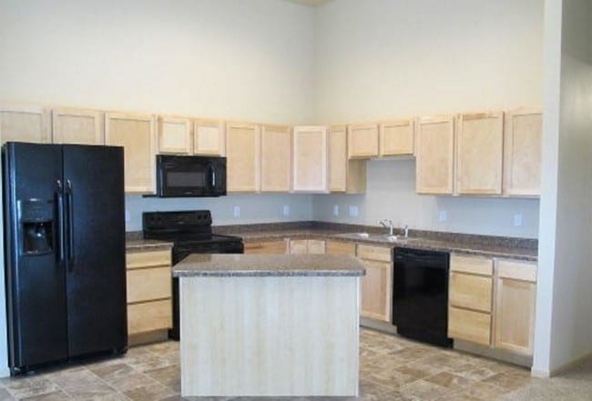 Stonebridge Town Homes in Minot, ND - Foto de edificio - Building Photo