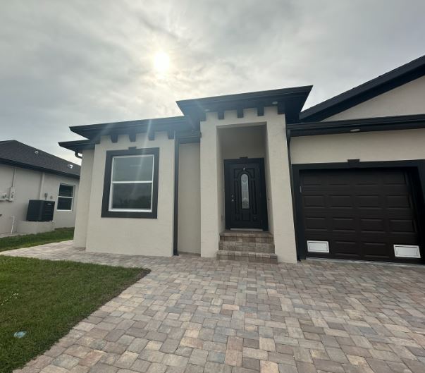 57 Boundary Blvd in Rotonda West, FL - Building Photo - Building Photo