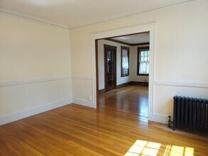 28 Rawson Rd in Arlington, MA - Building Photo - Building Photo