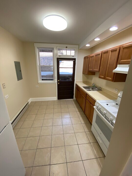 6711 19th St in Berwyn, IL - Building Photo