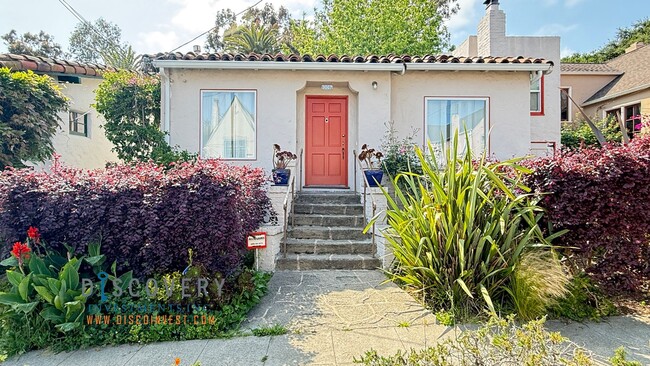 property at 3007 Sheffield Ave