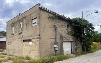 830 N Main St in Decatur, IL - Building Photo - Building Photo