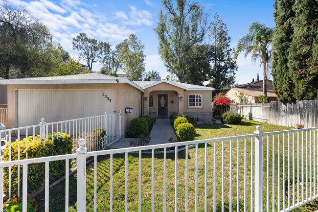 property at 5333 Canoga Ave