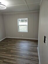 21475 Coyote Trl, Unit 2A in Lago Vista, TX - Foto de edificio - Building Photo