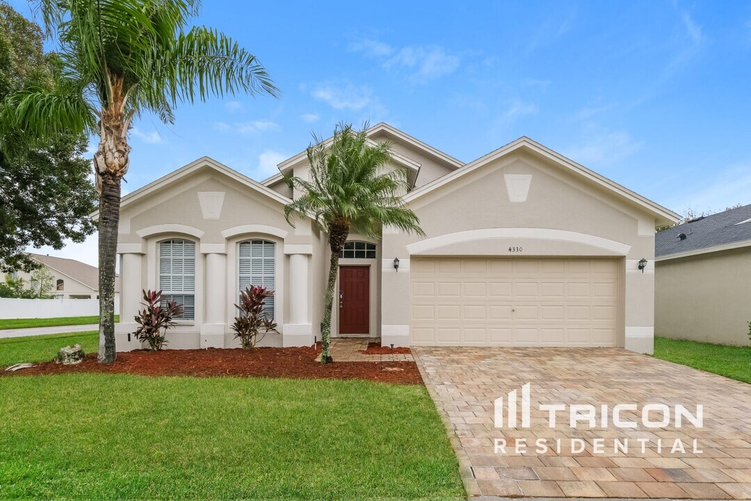 4330 Marchmont Blvd in Land O Lakes, FL - Building Photo