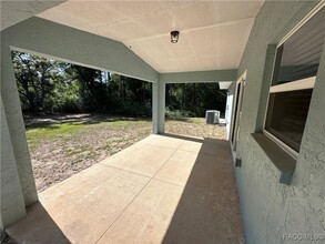 8397 N Wallingford Ave in Citrus Springs, FL - Foto de edificio - Building Photo
