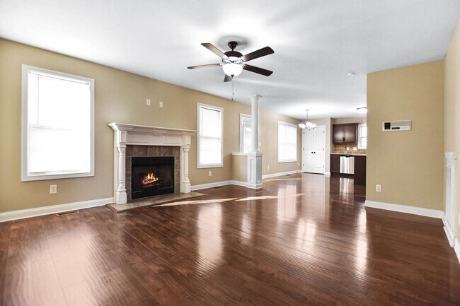 3784 Tradewinds Terrace in Clarksville, TN - Building Photo - Building Photo