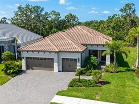 13017 Steinhatchee Loop in Venice, FL - Building Photo
