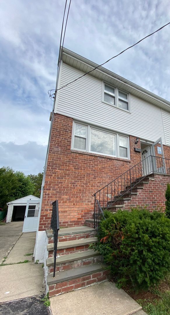 property at 240 Hoover Rd