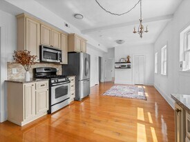 58 Oliver St, Unit 2 in Somerville, MA - Building Photo