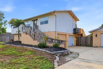 515 46th St W in Palmetto, FL - Building Photo - Building Photo