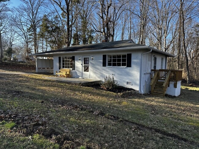 property at 3056 E Main St Ext