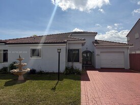 8886 SW 6th St in Miami, FL - Building Photo