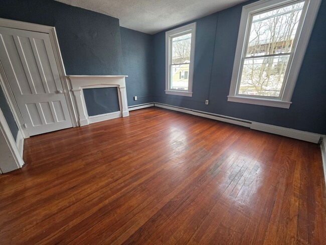 45 Gifford Ave in Poughkeepsie, NY - Building Photo - Building Photo