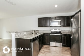 546 Eiseman Wy in Jacksonville, FL - Foto de edificio - Building Photo