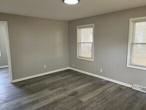 510 S Alfred Ave in Elgin, IL - Building Photo - Building Photo