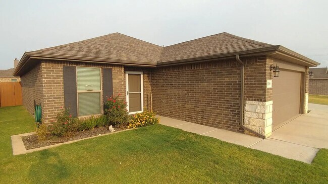 13806 Uvalde Ave in Lubbock, TX - Building Photo - Building Photo